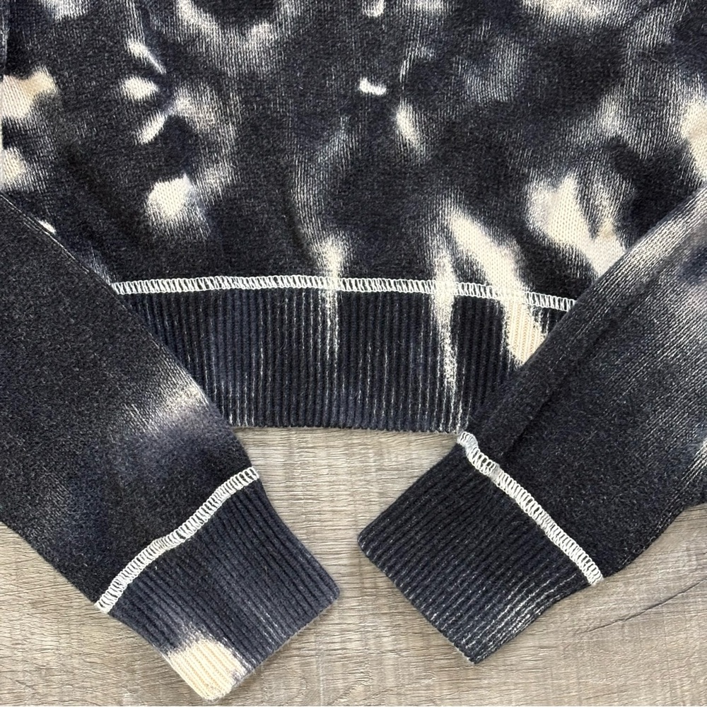 Natural Life “Taylor”Black & Cream Tie-Dyed Oversized, Cropped Sweater, Sz L,EUC - Picture 6 of 9